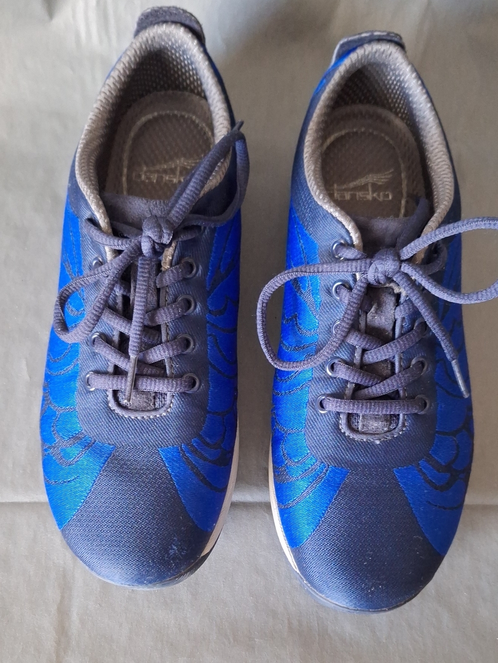 Dansko Hanna Womens Size 38  Sneakers